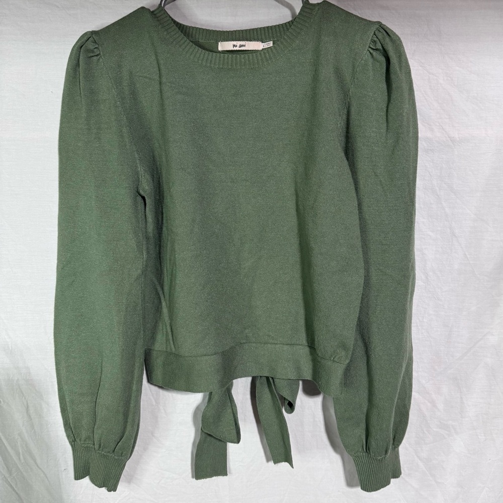MiAmi green knit top with pleated shoulder and tie at back Size Large